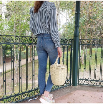 Vintage straw bag with lid