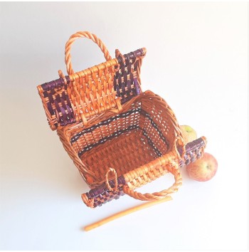 House shape wicker bag